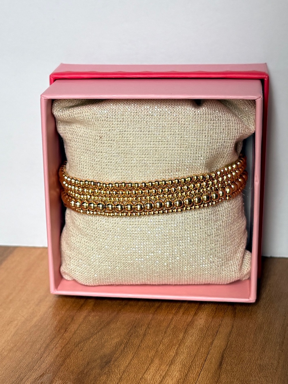 House of Harlow 1960 5 Gold Tone Beaded Stretch Bracelets NIB